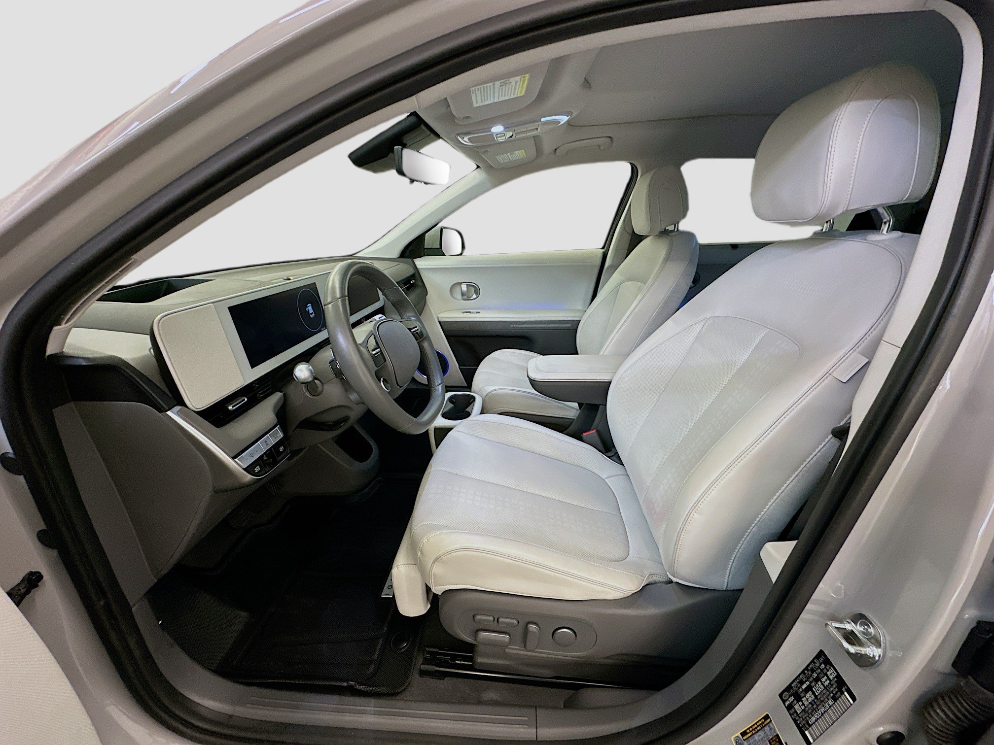 Used 2024 Hyundai Ioniq 5 Limited AWD/4WD image 13