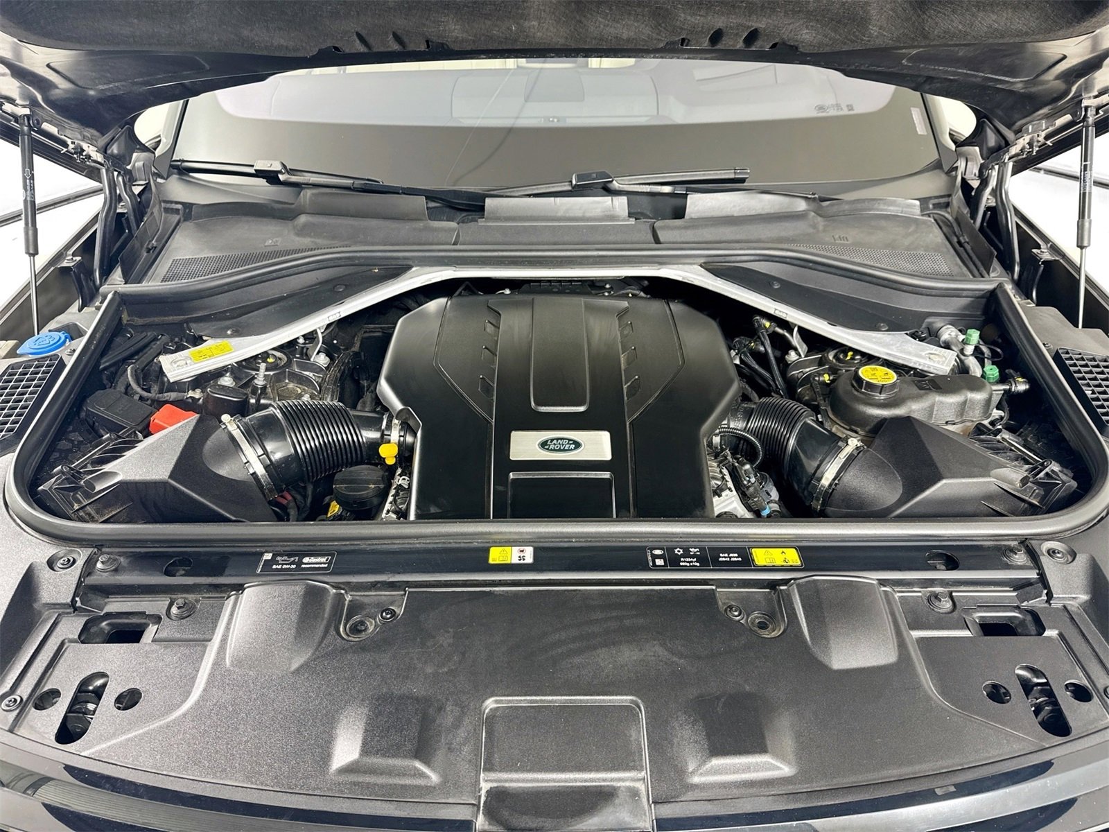 Used 2023 Land Rover Range Rover SE image 30