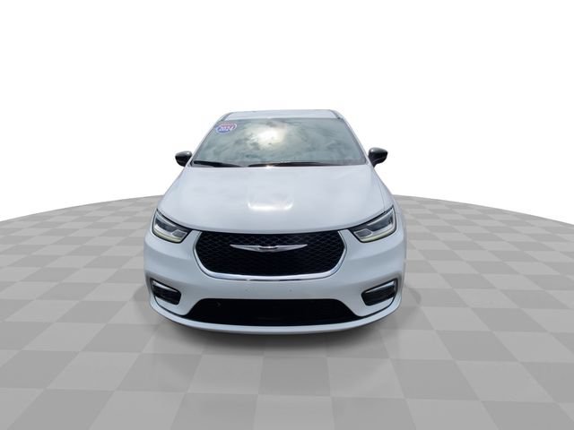 Used 2024 Chrysler Pacifica Limited FWD image 5