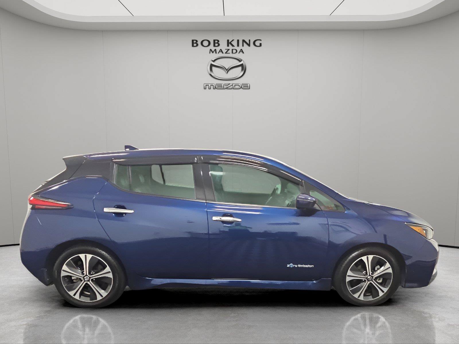 Used 2018 Nissan Leaf SL w/ SL Technology Package FWD image 6