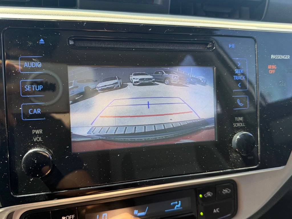 Used 2017 Toyota Corolla LE FWD image 20
