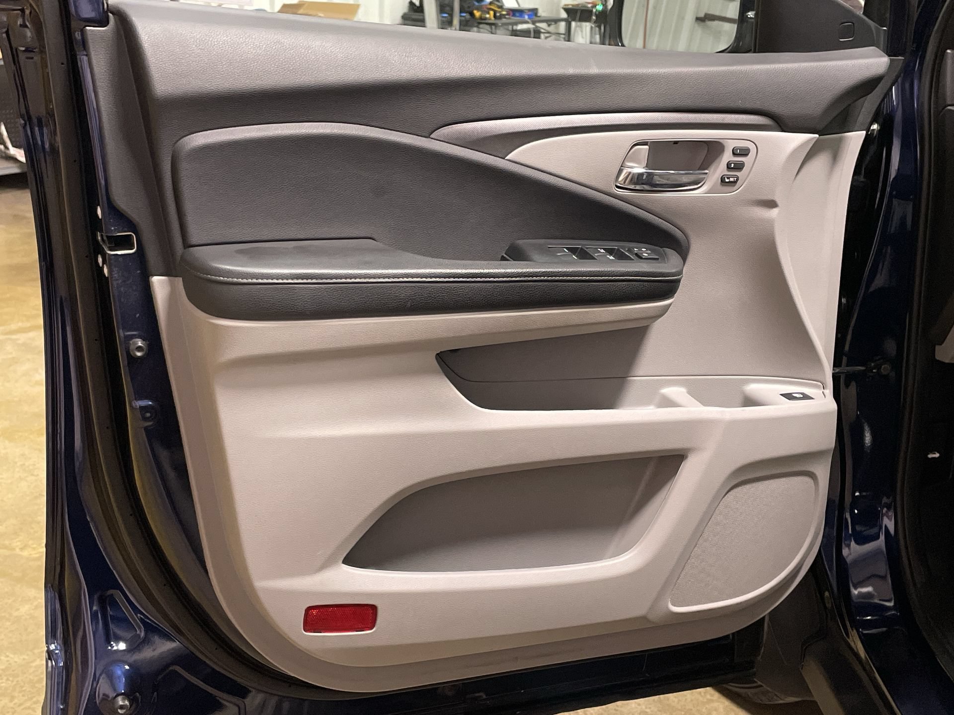 Used 2023 Honda Ridgeline RTL image 12