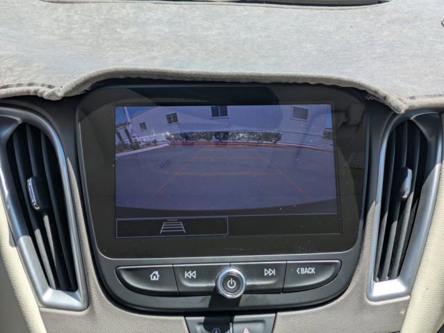 Used 2022 Chevrolet Malibu LT w/ Leather Package FWD image 22