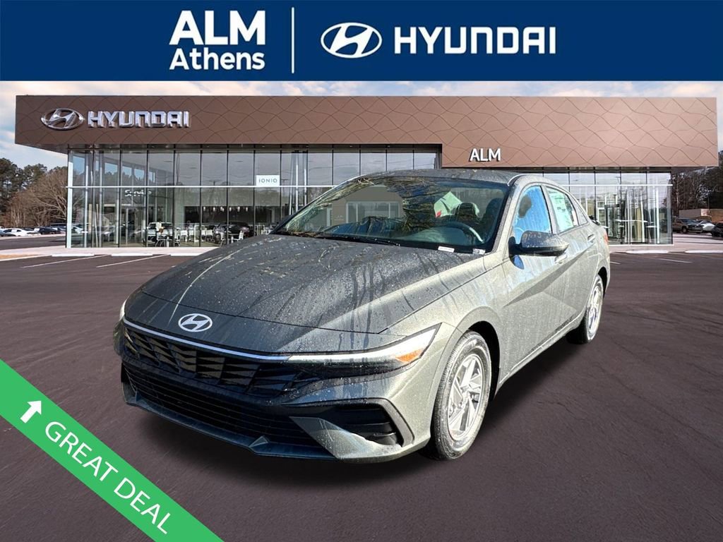 New 2026 Hyundai Elantra SE