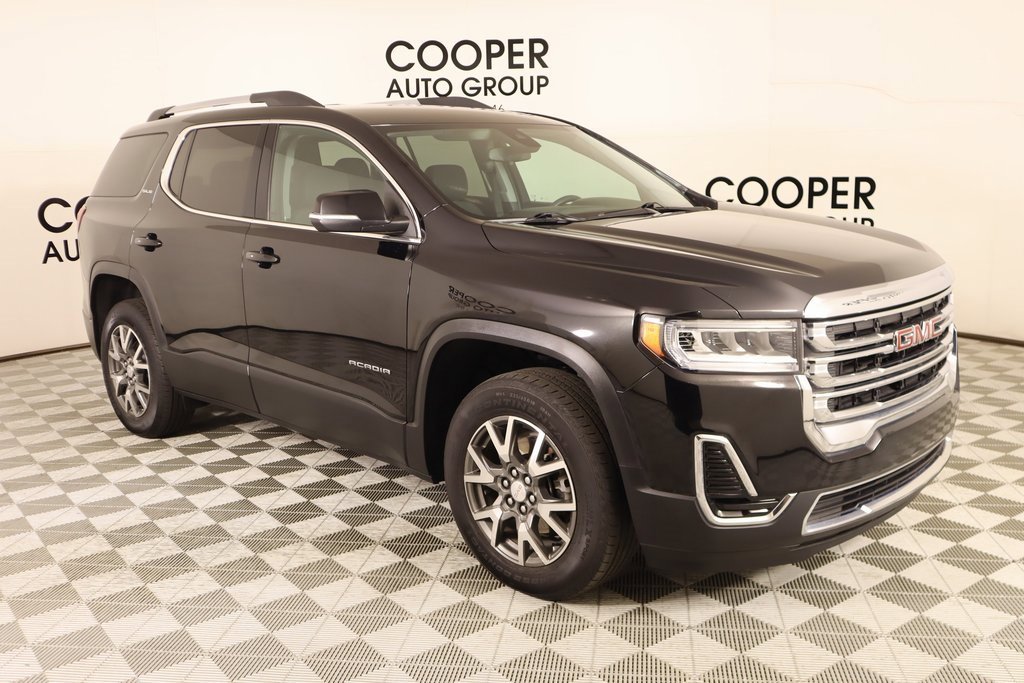 Used 2023 GMC Acadia SLE w/ Driver Convenience Package image 1