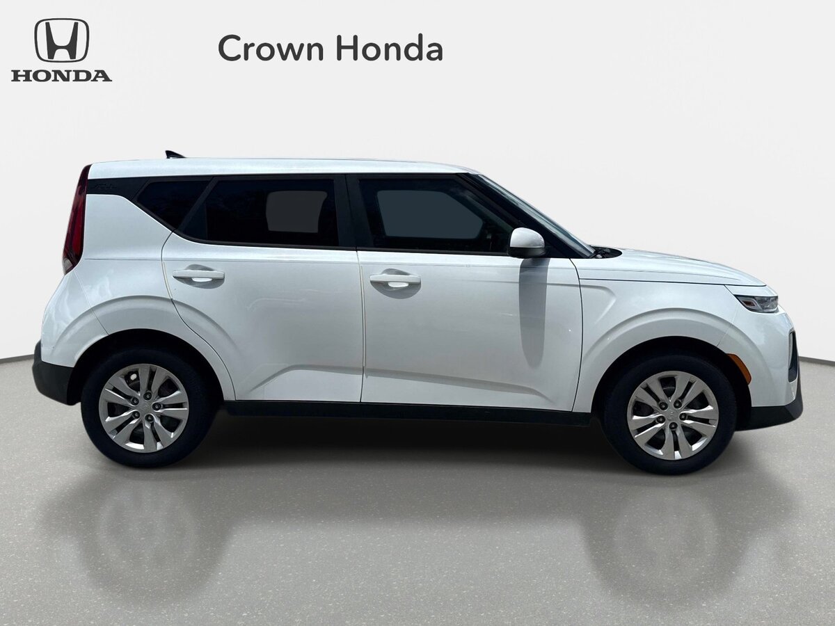 Used 2020 Kia Soul LX FWD image 5