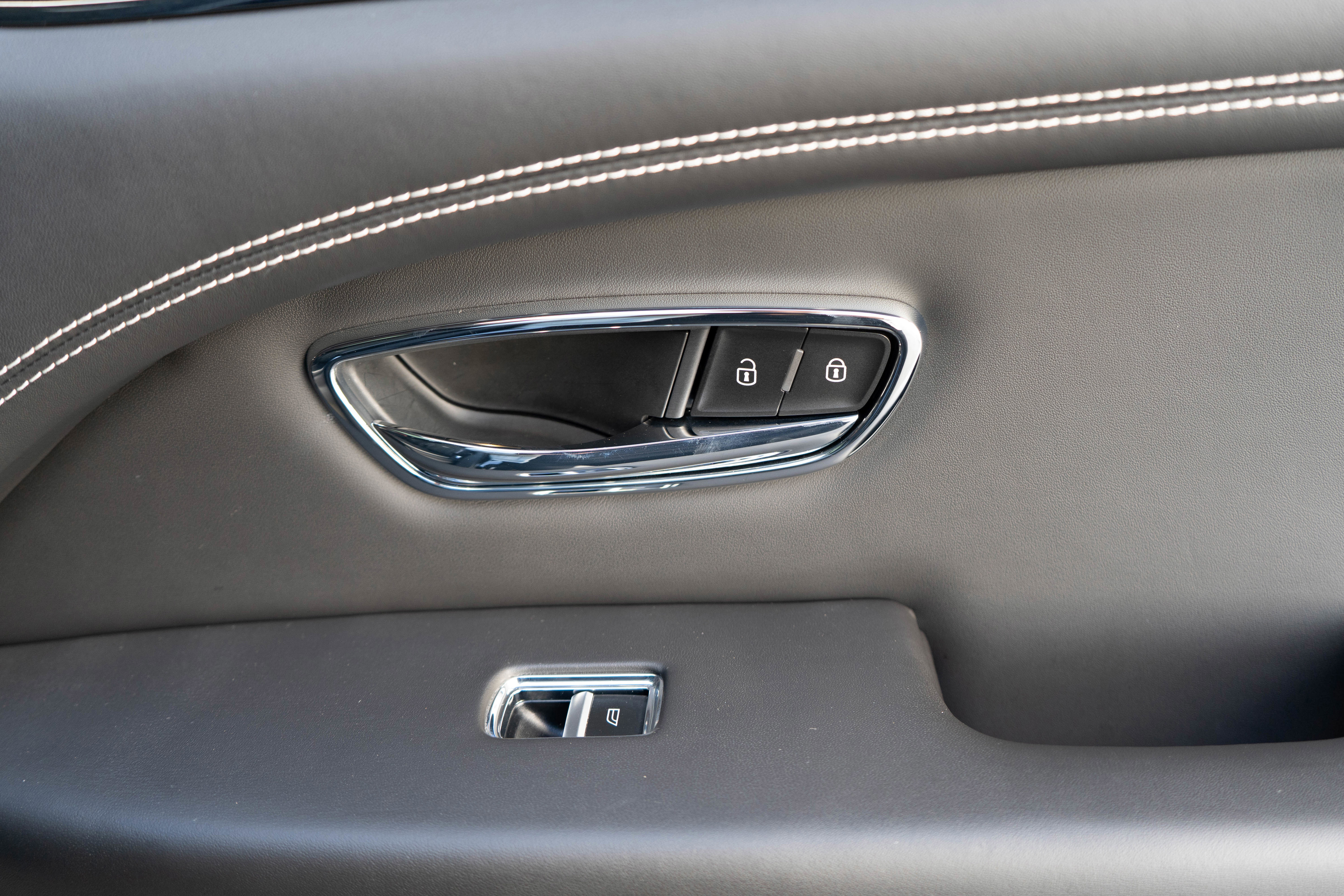 Used 2022 Bentley Bentayga image 37