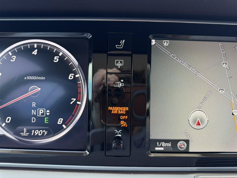 Used 2015 Mercedes-Benz S 550 4MATIC Coupe w/ Sport Package image 36