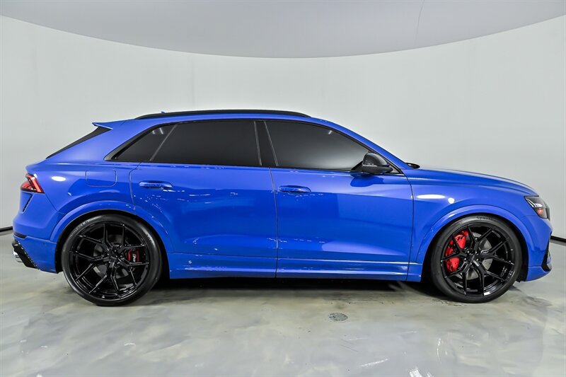 Used 2021 Audi RS Q8 AWD/4WD image 11