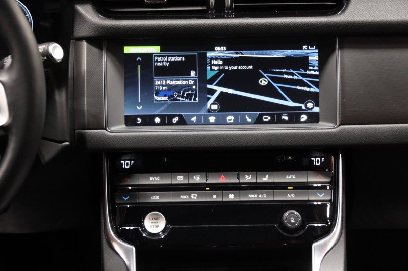 Used 2018 Jaguar XF First Edition AWD/4WD image 59