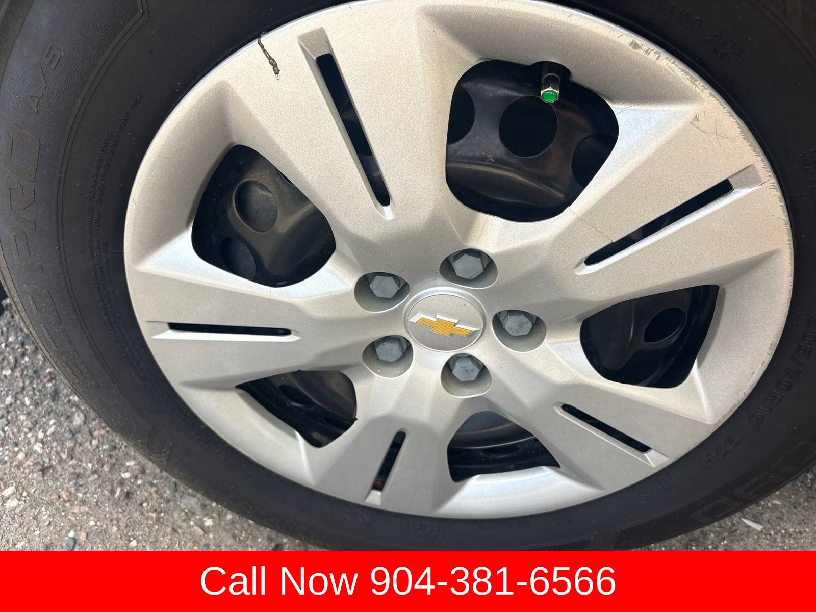 Used 2018 Chevrolet Trax LS w/ LPO, Cargo Package FWD image 11