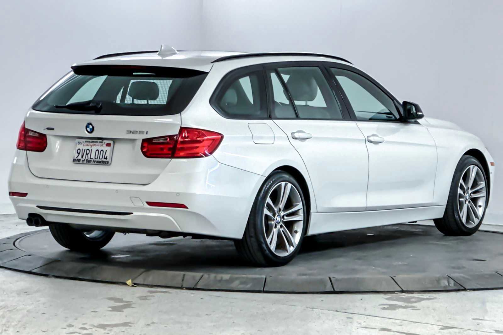 Used 2014 BMW 328i xDrive Wagon image 2