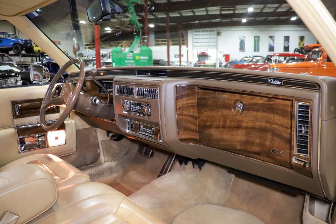 Used 1986 Cadillac Brougham Brougham image 39
