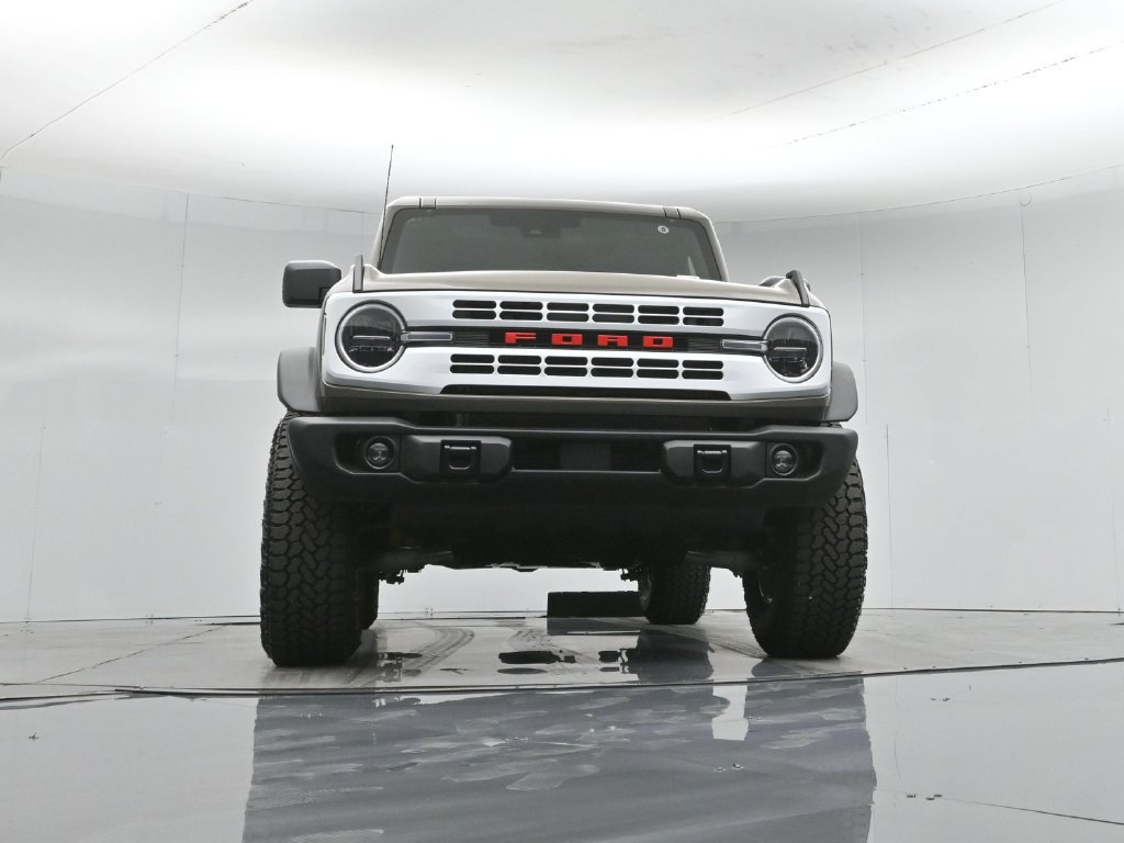 New 2026 Ford Bronco Heritage Edition AWD/4WD image 48