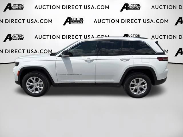 Used 2023 Jeep Grand Cherokee Limited AWD/4WD image 11