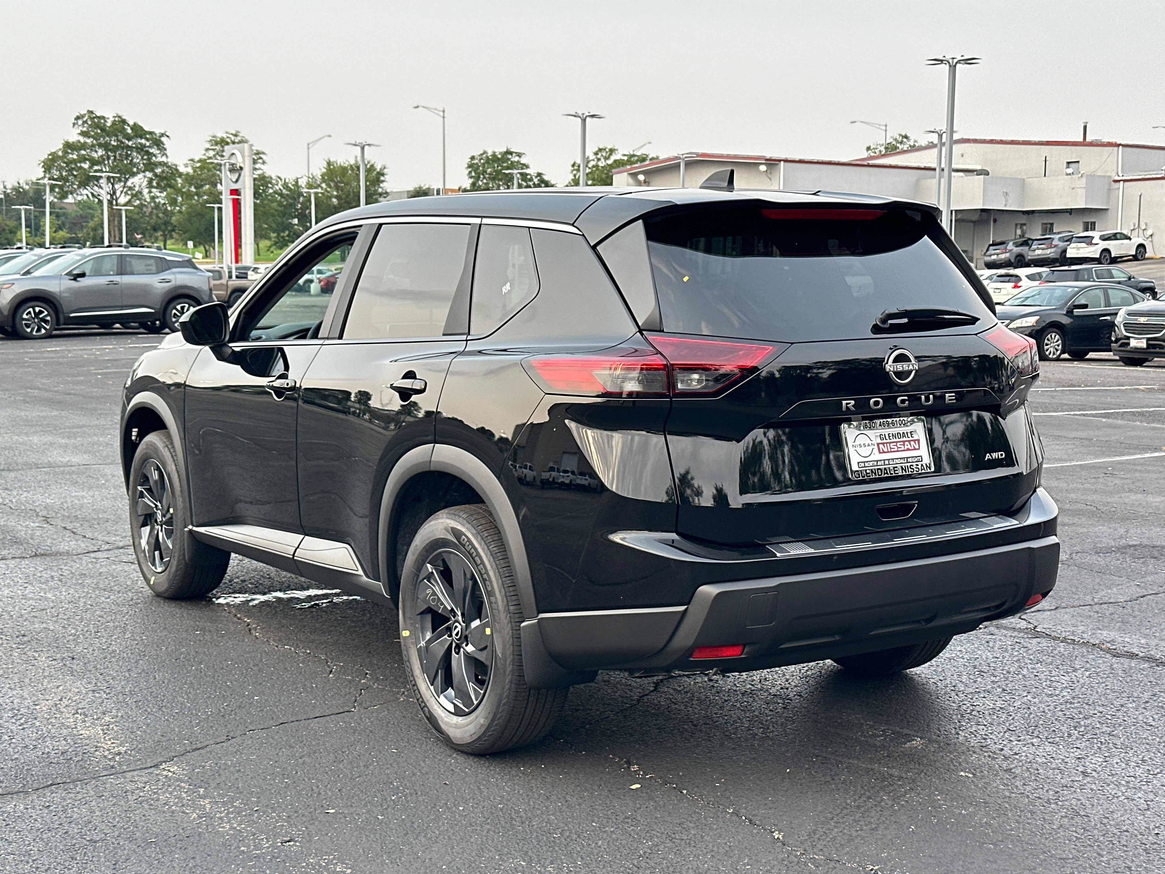 New 2026 Nissan Rogue SV w/ Cold Weather Package AWD/4WD image 6