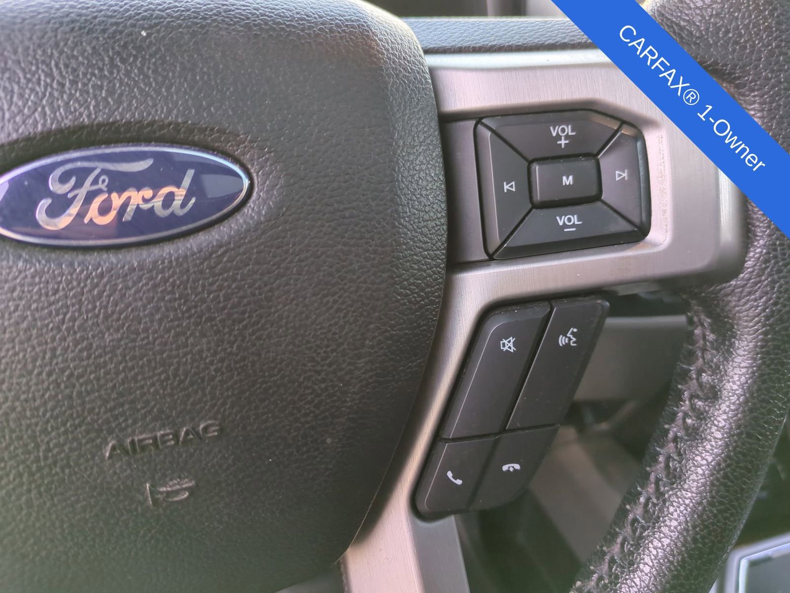 Used 2015 Ford F150 Platinum w/ Equipment Group 701A Luxury image 30