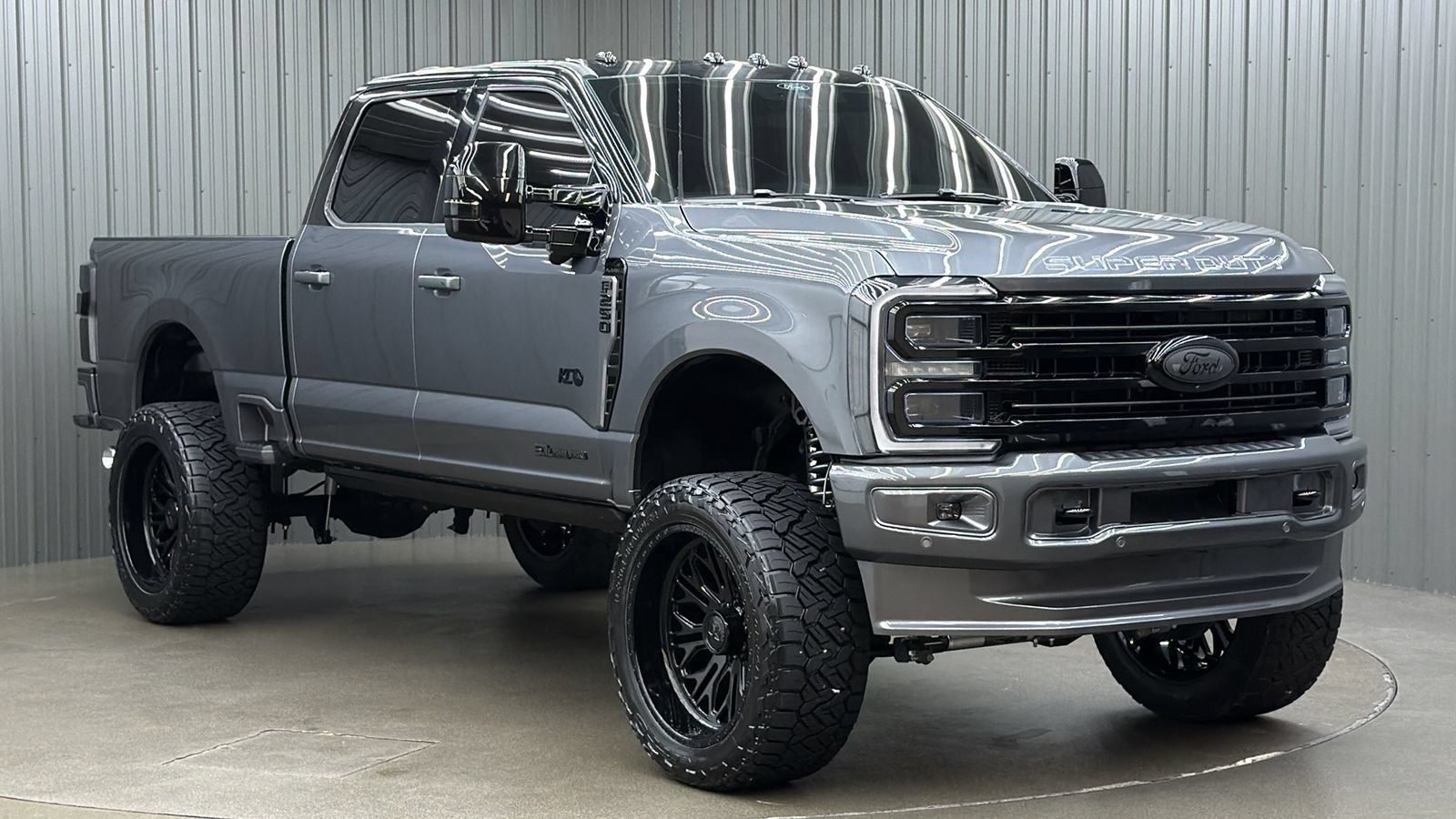 Used 2026 Ford F250 Platinum AWD/4WD image 7