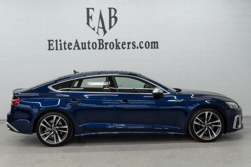 Used 2022 Audi S5 Premium w/ Convenience Package image 5