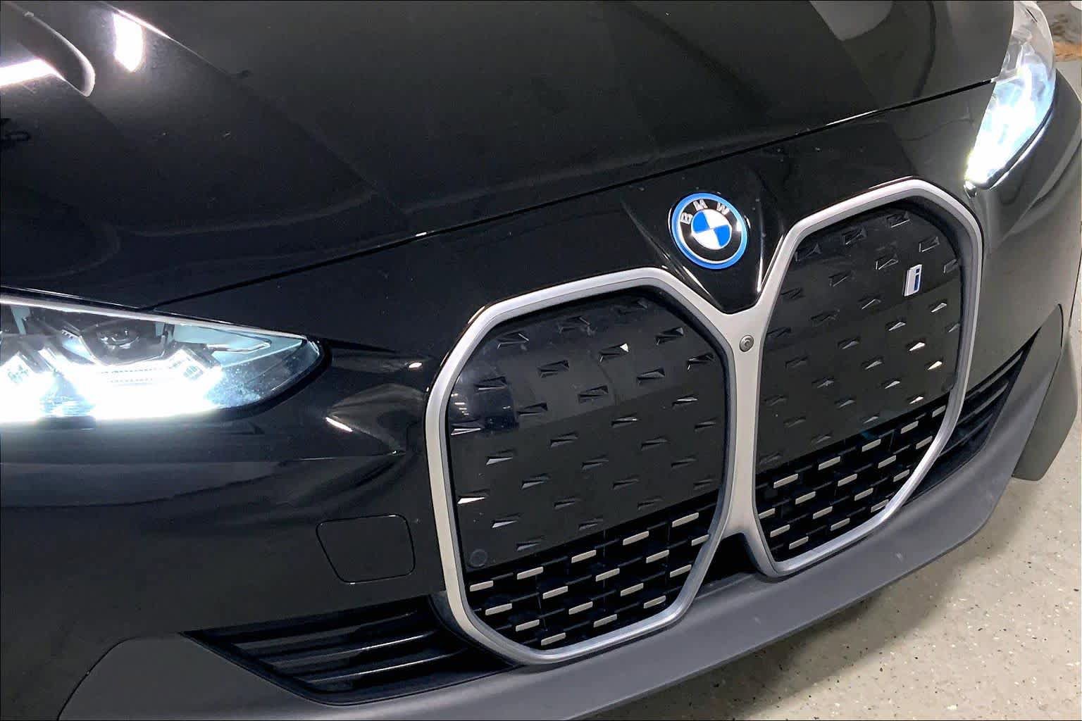 Certified 2023 BMW i4 eDrive35 w/ Premium Package RWD image 32