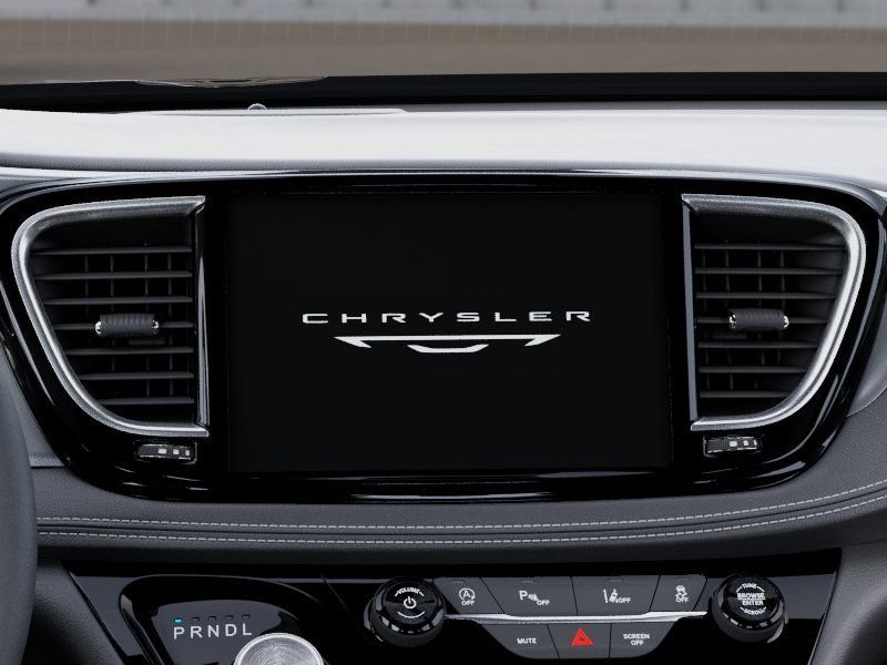New 2027 Chrysler Pacifica Limited AWD/4WD image 18