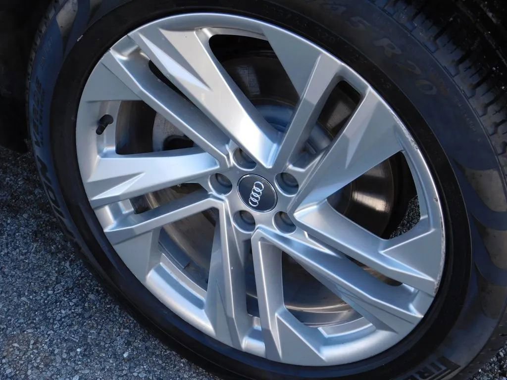 Used 2021 Audi Q7 3.0T Premium Plus w/ Premium Plus Package image 13