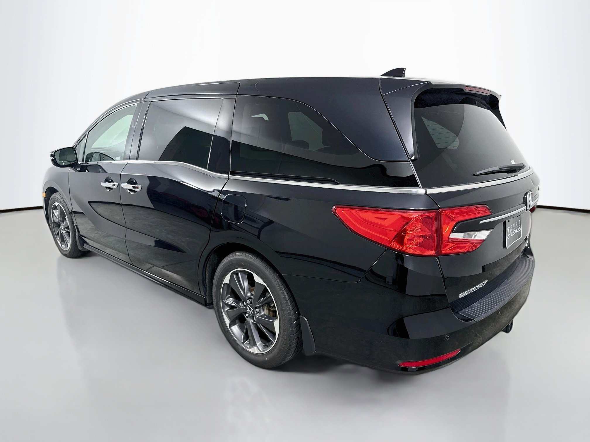 Used 2021 Honda Odyssey Elite image 5