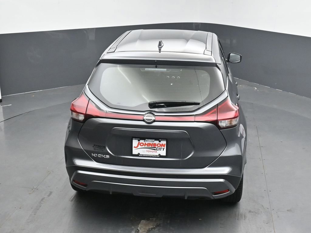 Used 2024 Nissan Kicks S FWD image 27