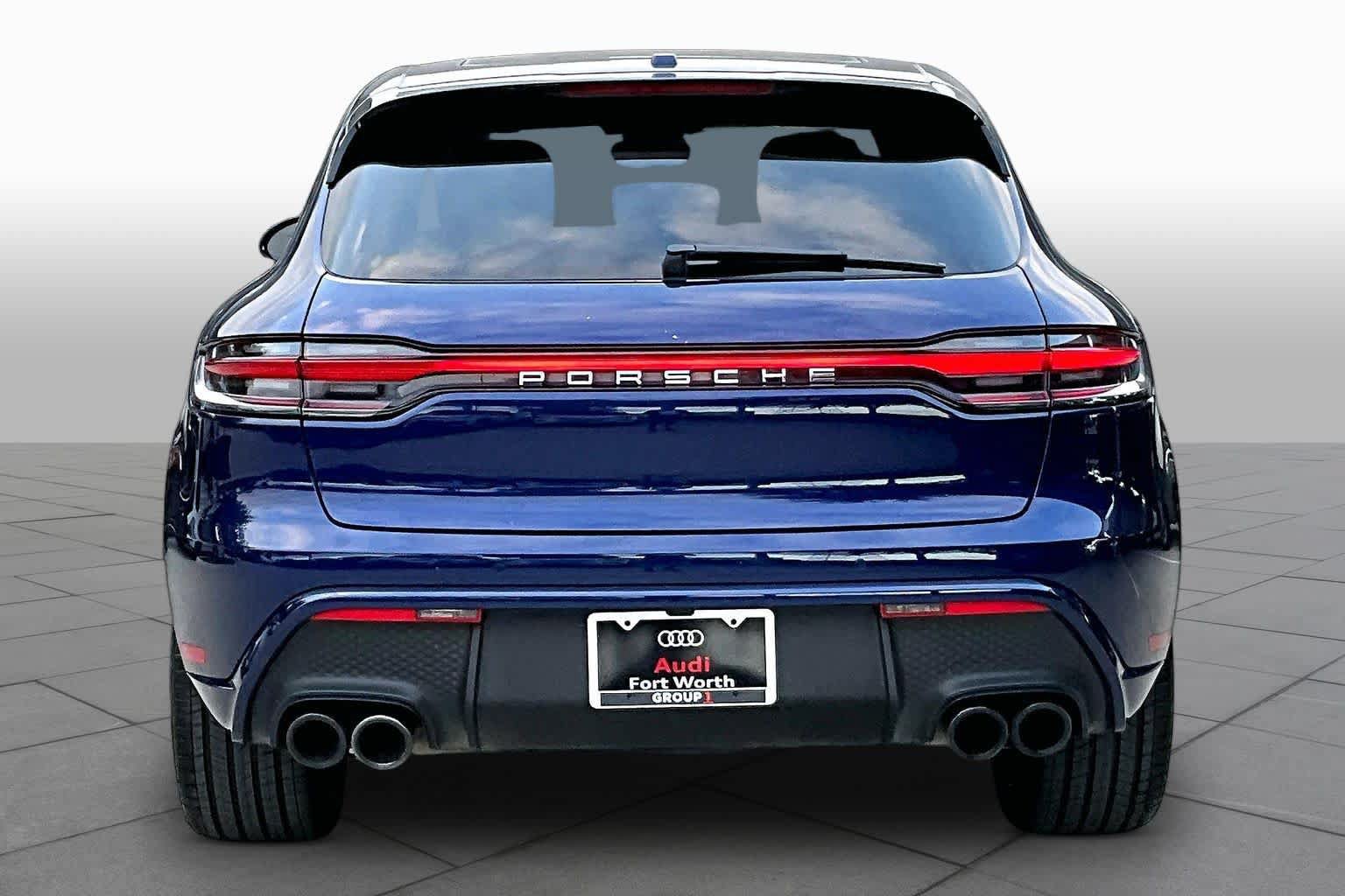 Used 2022 Porsche Macan AWD/4WD image 5