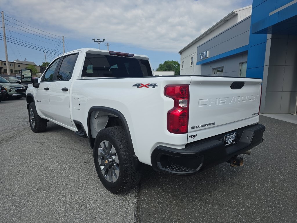 Used 2023 Chevrolet Silverado 2500 Custom w/ Custom Value Package AWD/4WD image 7