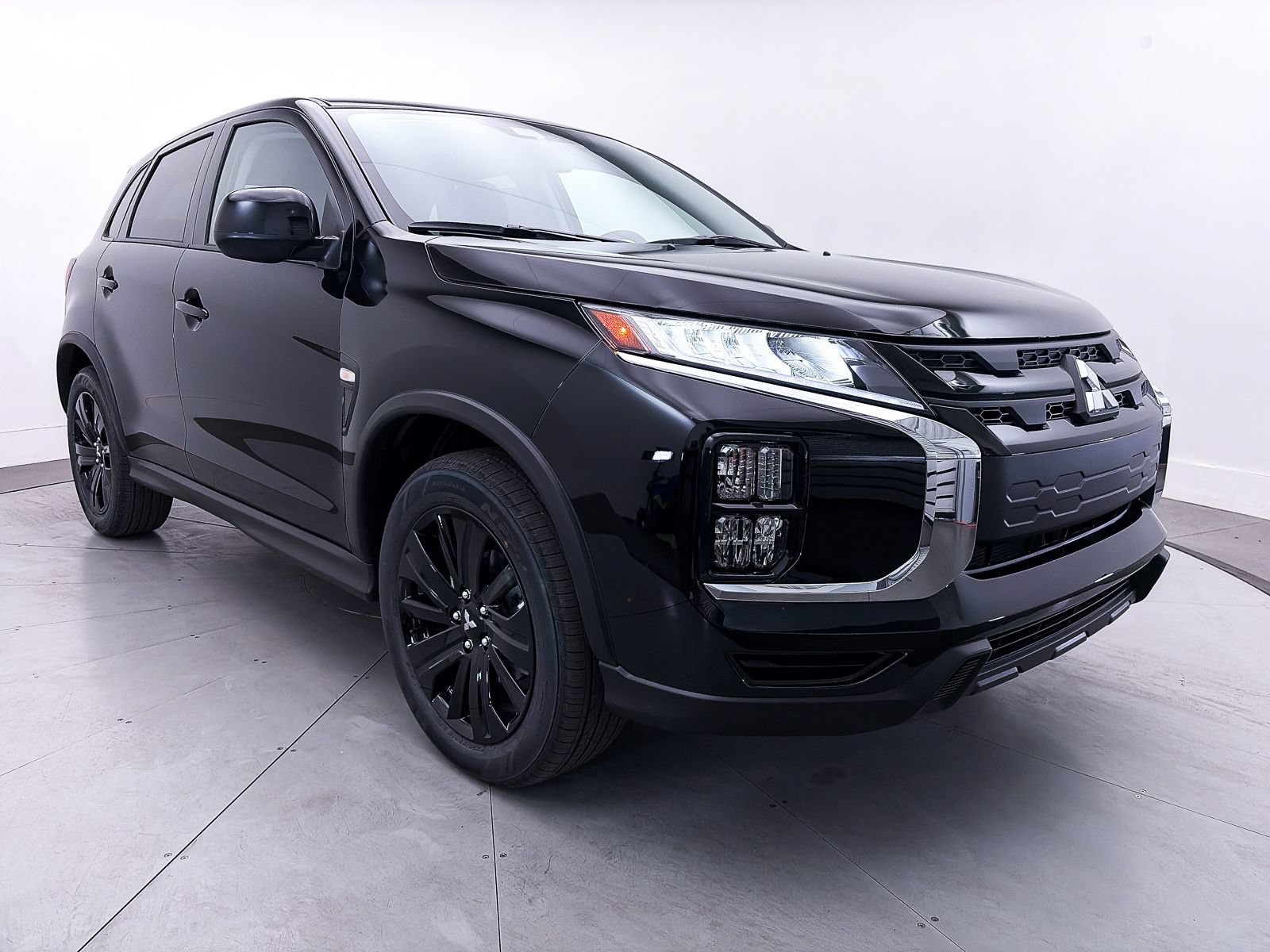 New 2026 Mitsubishi Outlander Sport LE AWD/4WD image 1