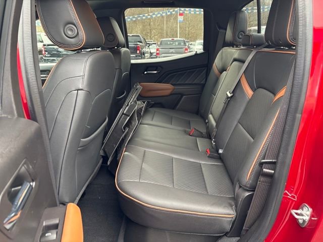 Used 2023 GMC Canyon AT4 w/ AT4 Premium Package image 10