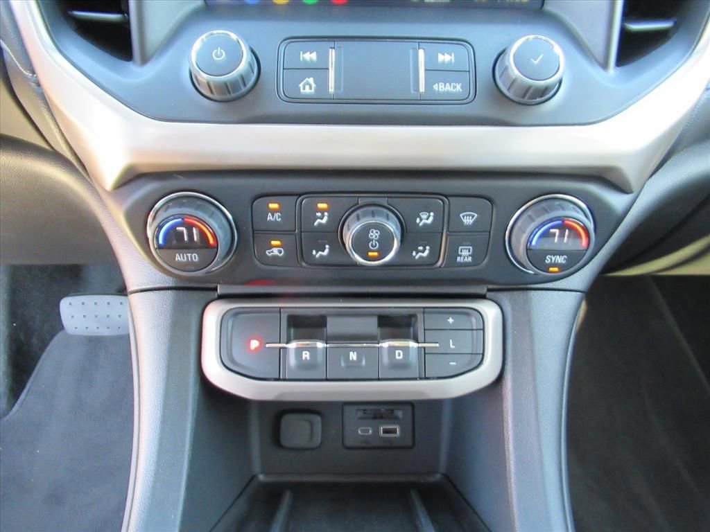 Certified 2023 GMC Acadia Denali w/ Denali Ultimate Package image 24