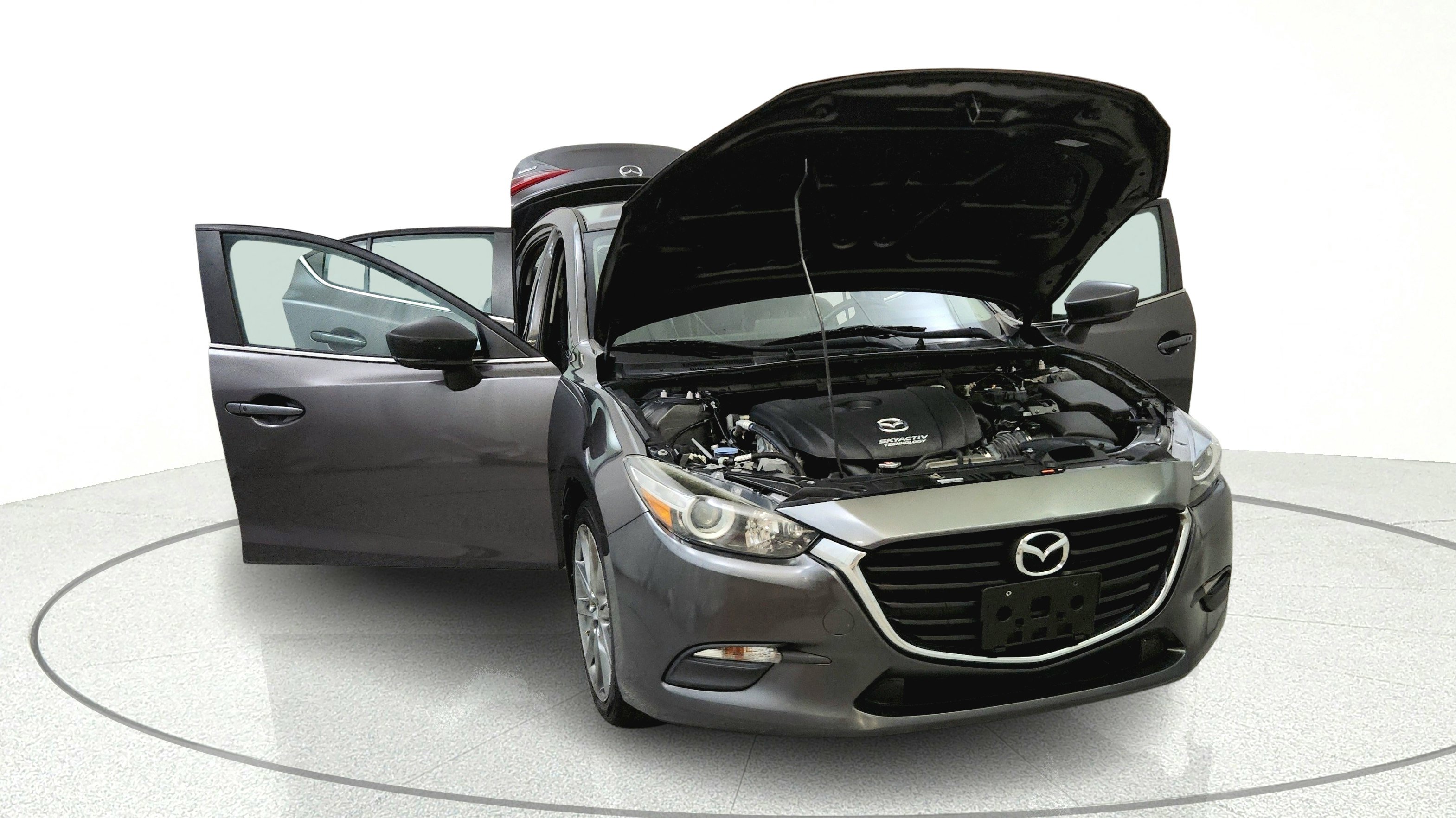 Used 2018 MAZDA MAZDA3 Touring FWD image 9