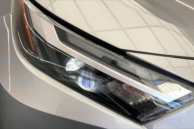 Used 2022 Toyota RAV4 XLE image 29