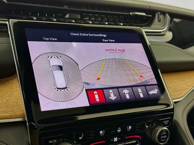 Used 2023 Jeep Grand Cherokee Summit image 14