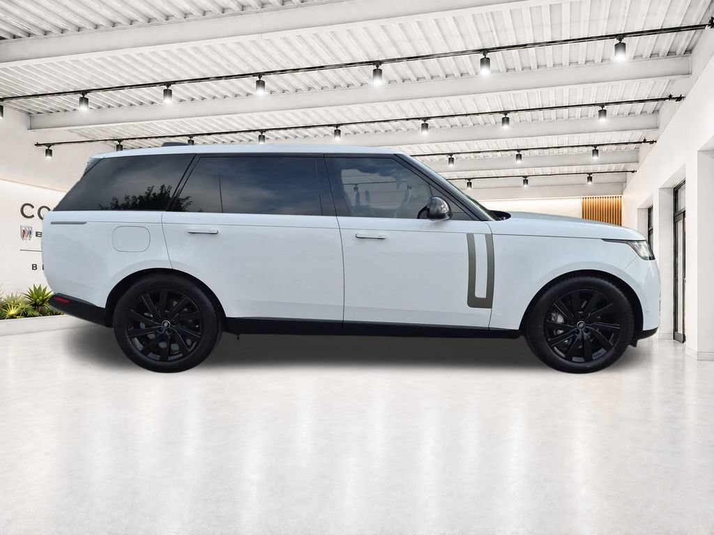 Used 2024 Land Rover Range Rover Long Wheelbase SE AWD/4WD image 14