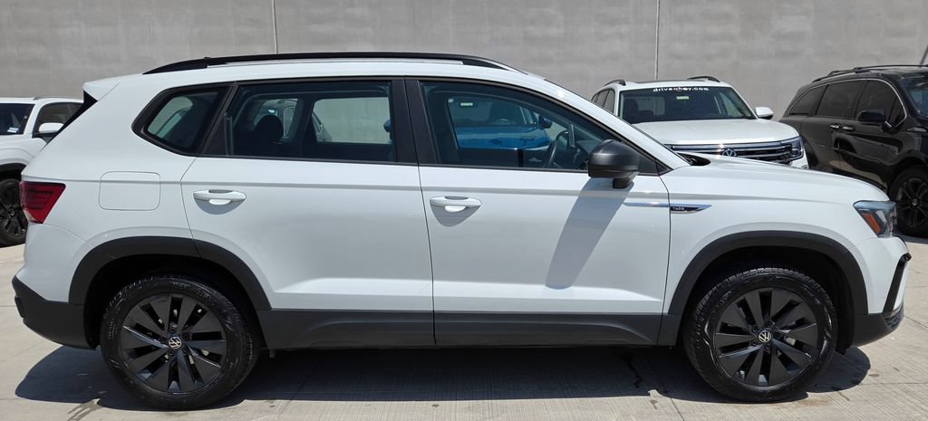Used 2023 Volkswagen Taos S FWD image 5
