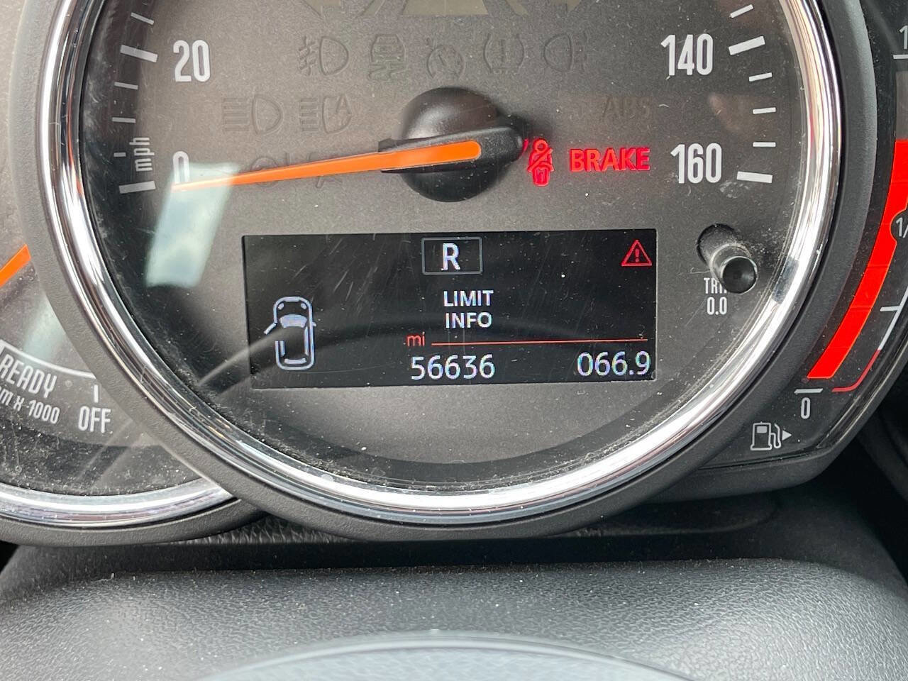 Used 2019 MINI Cooper Clubman S image 30