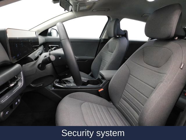 Used 2025 Kia K4 EX image 15