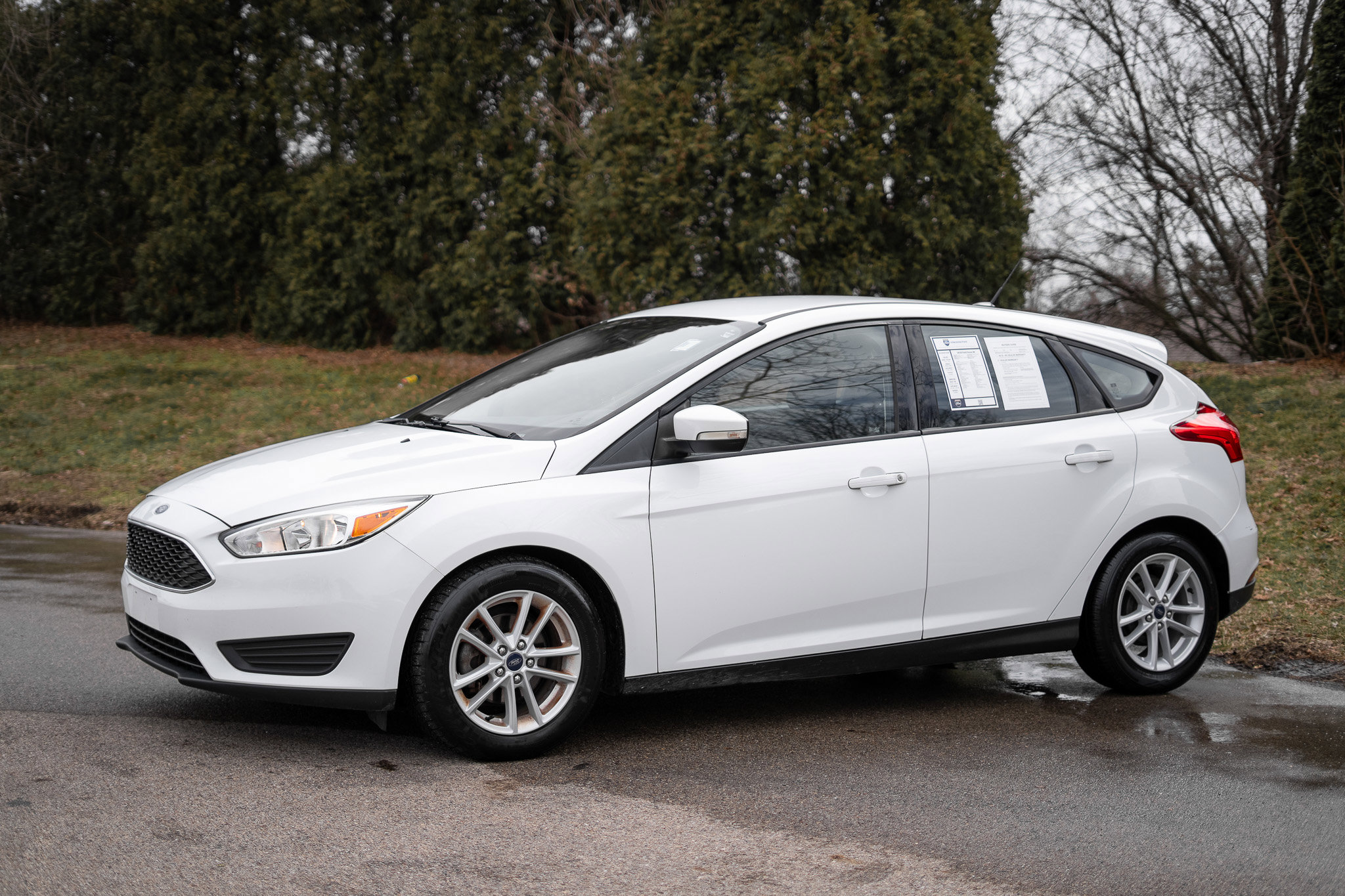 Used 2018 Ford Focus SE w/ Cold Weather Package image 8