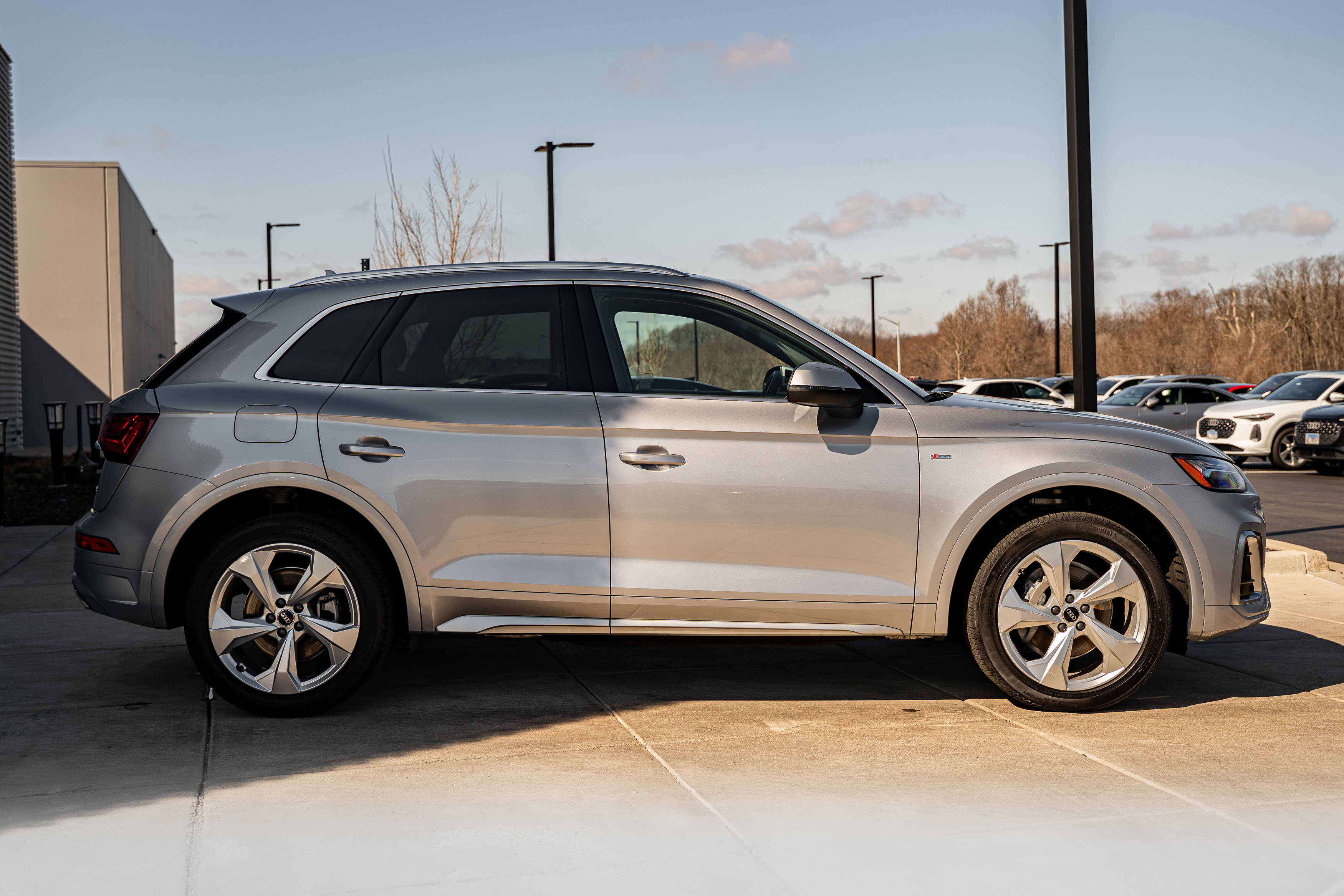 Certified 2023 Audi Q5 2.0T Premium Plus image 3