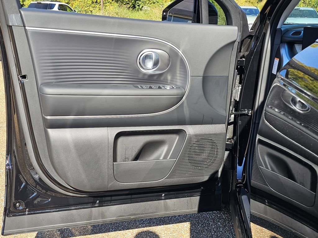 New 2026 Hyundai Ioniq 9 SEL image 11