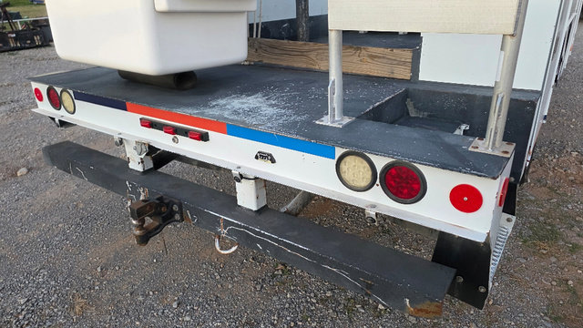 Used 2014 Ford F450 XL w/ Power Equipment Group image 36