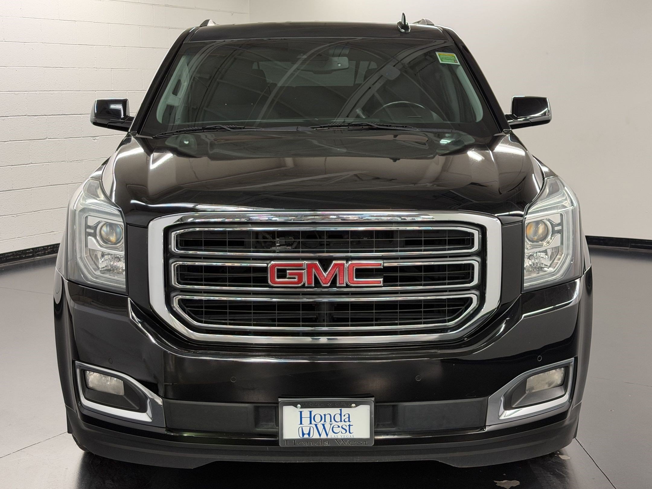 Used 2018 GMC Yukon XL SLT w/ Open Road Package AWD/4WD image 6