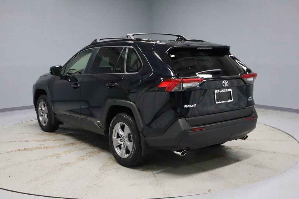 Used 2025 Toyota RAV4 XLE w/ Convenience Package image 8