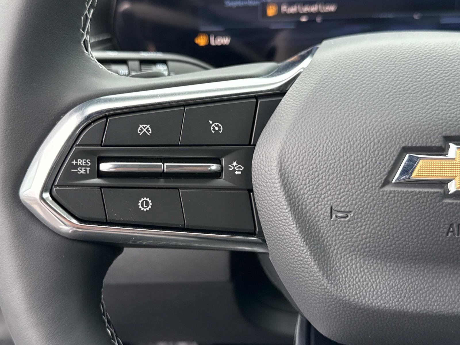 New 2026 Chevrolet Traverse LT image 9