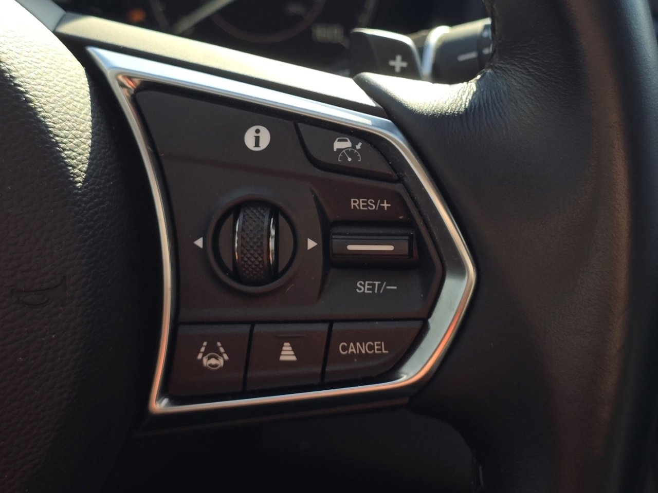 Used 2022 Acura RDX AWD image 31