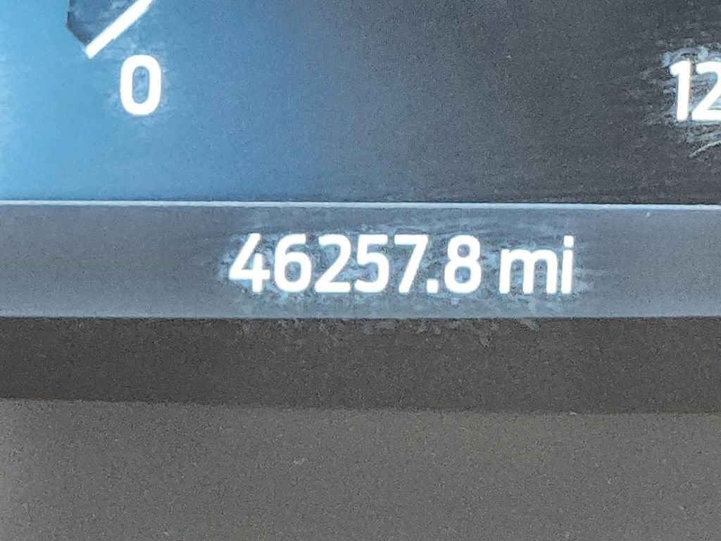 Used 2023 Ford F150 Lightning Platinum image 38