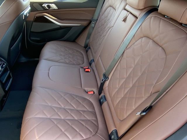 Used 2026 BMW X5 xDrive50e w/ Executive Package image 17